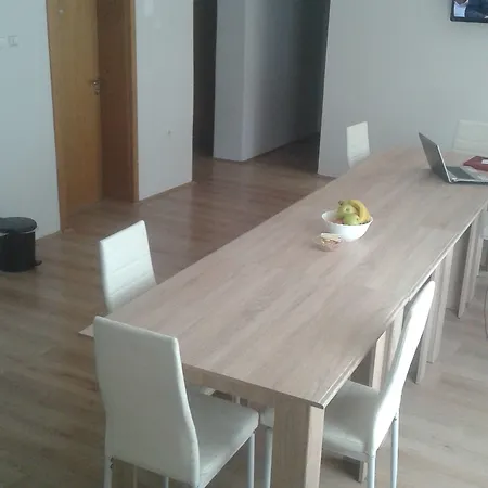 بيت شباب A&a *