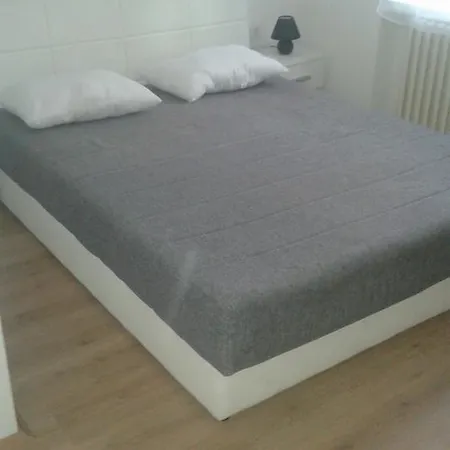 A&a Hostel *
