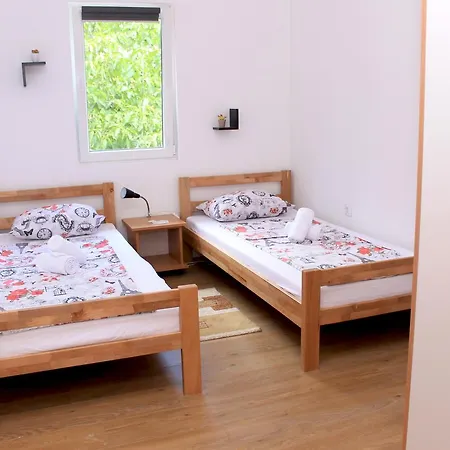 A&a Hostel *