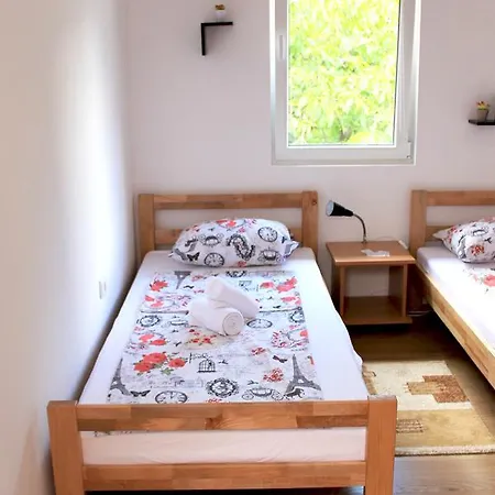 Hostel A&a